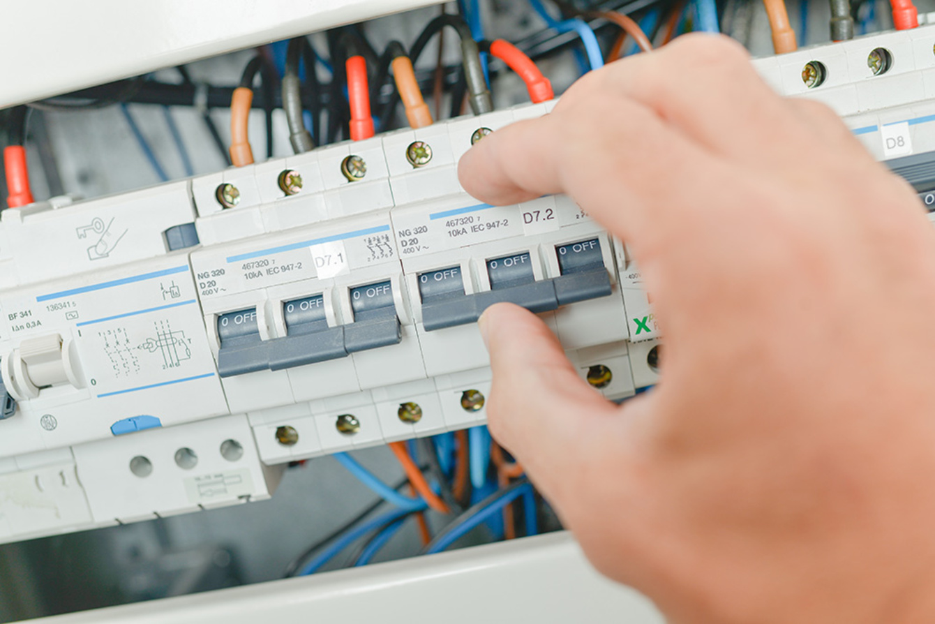 Elektro­installation bei Elektrotechnik Weber in Bad Brückenau